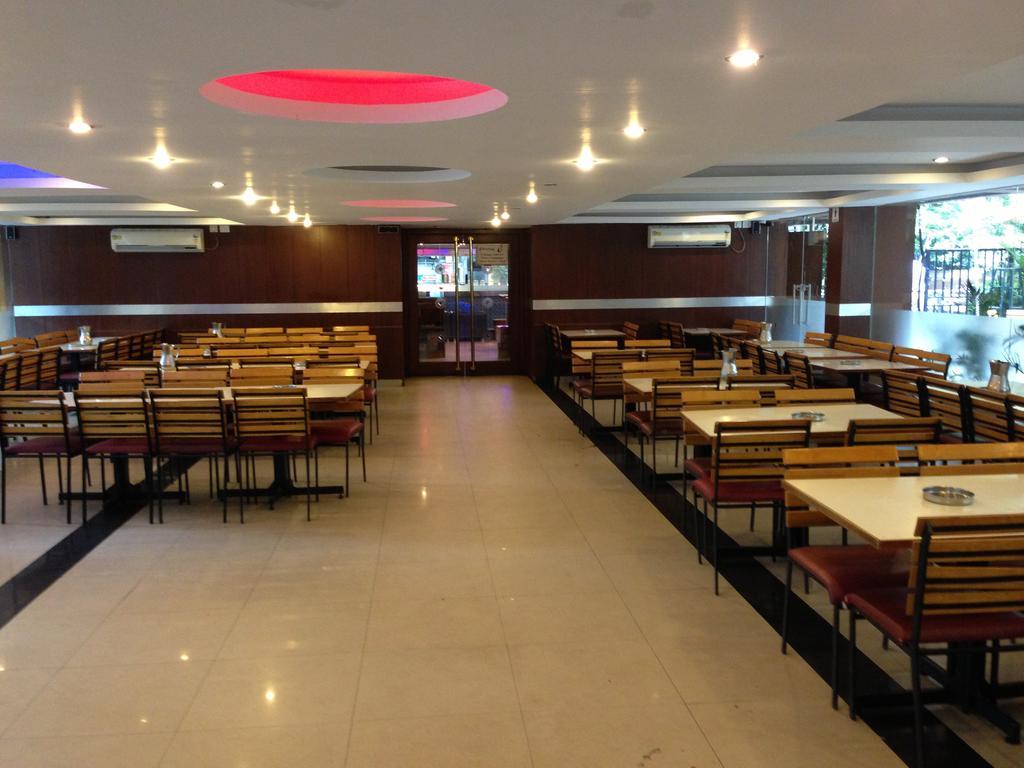 科尔芒加拉帝国国际酒店 班加罗尔 外观 照片
